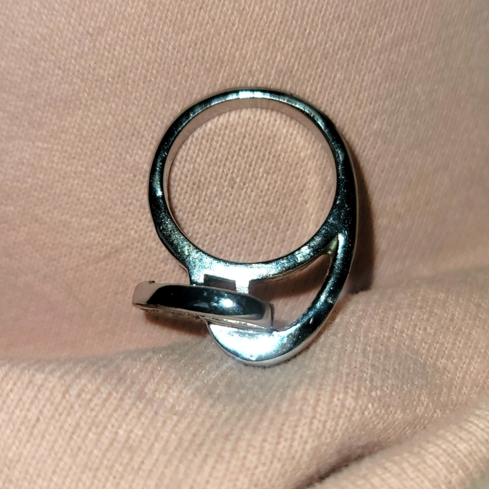 Lia Sophia Silver Tone heart Ring with 27 Crystals. Size 6.5 Vintage - Picture 6 of 11